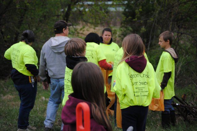 Pigeon Creek Cleanup (22)
