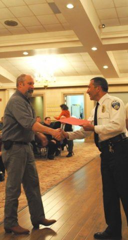 Southern Summit Citizens Police Academy Graduation 2010 (38)