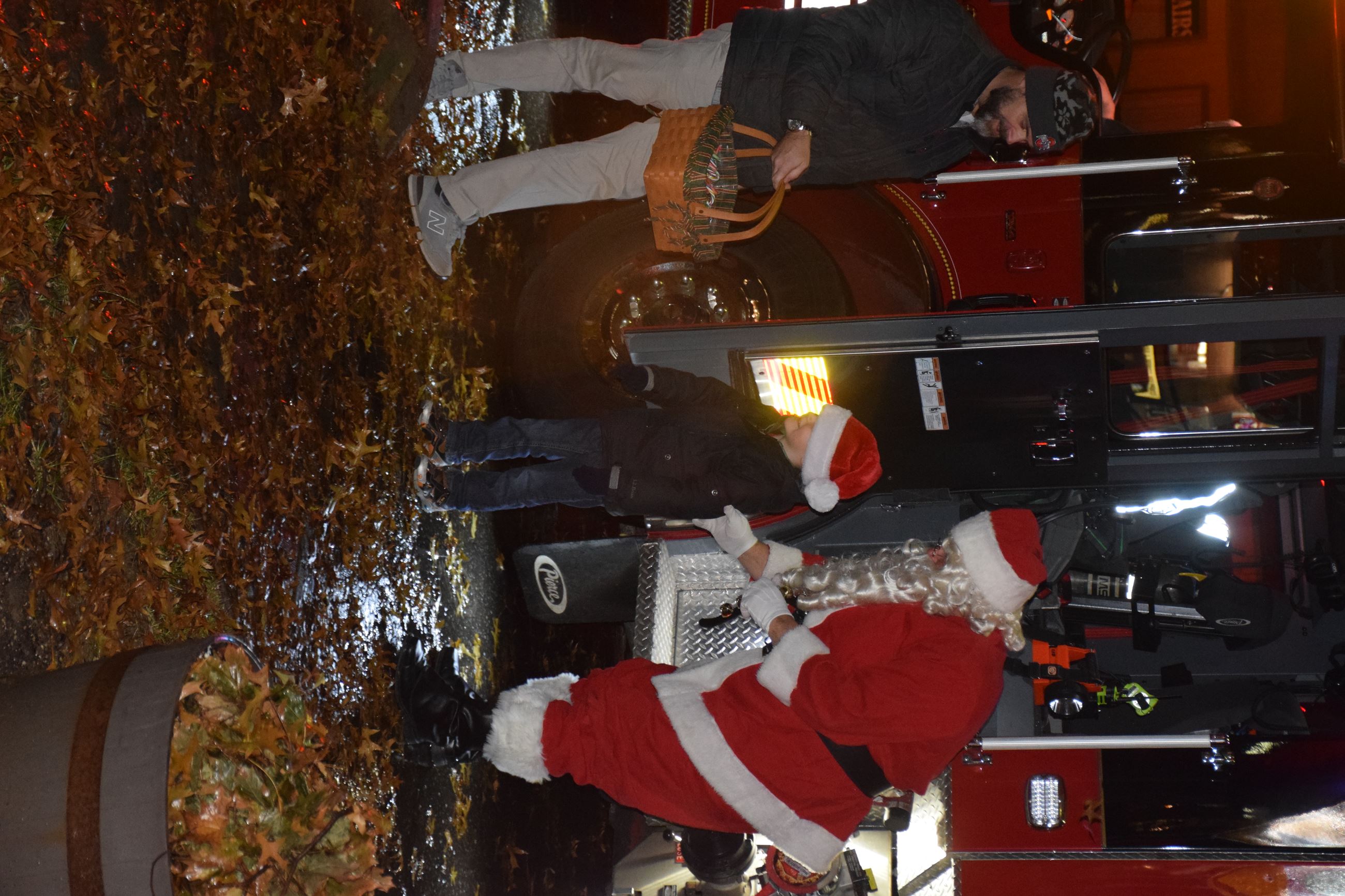 Circle Tree Lighting 2018