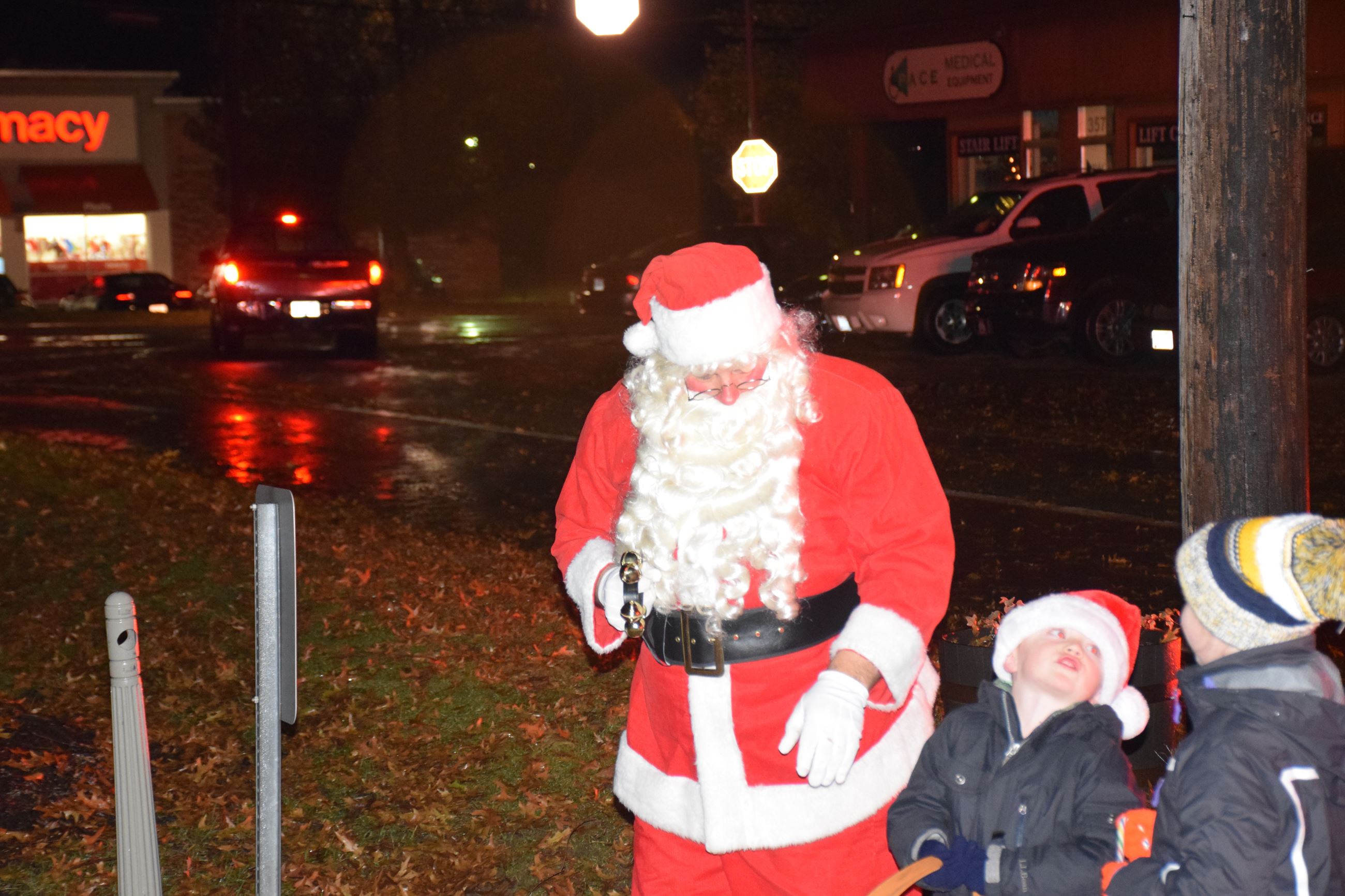 Circle Tree Lighting 2018