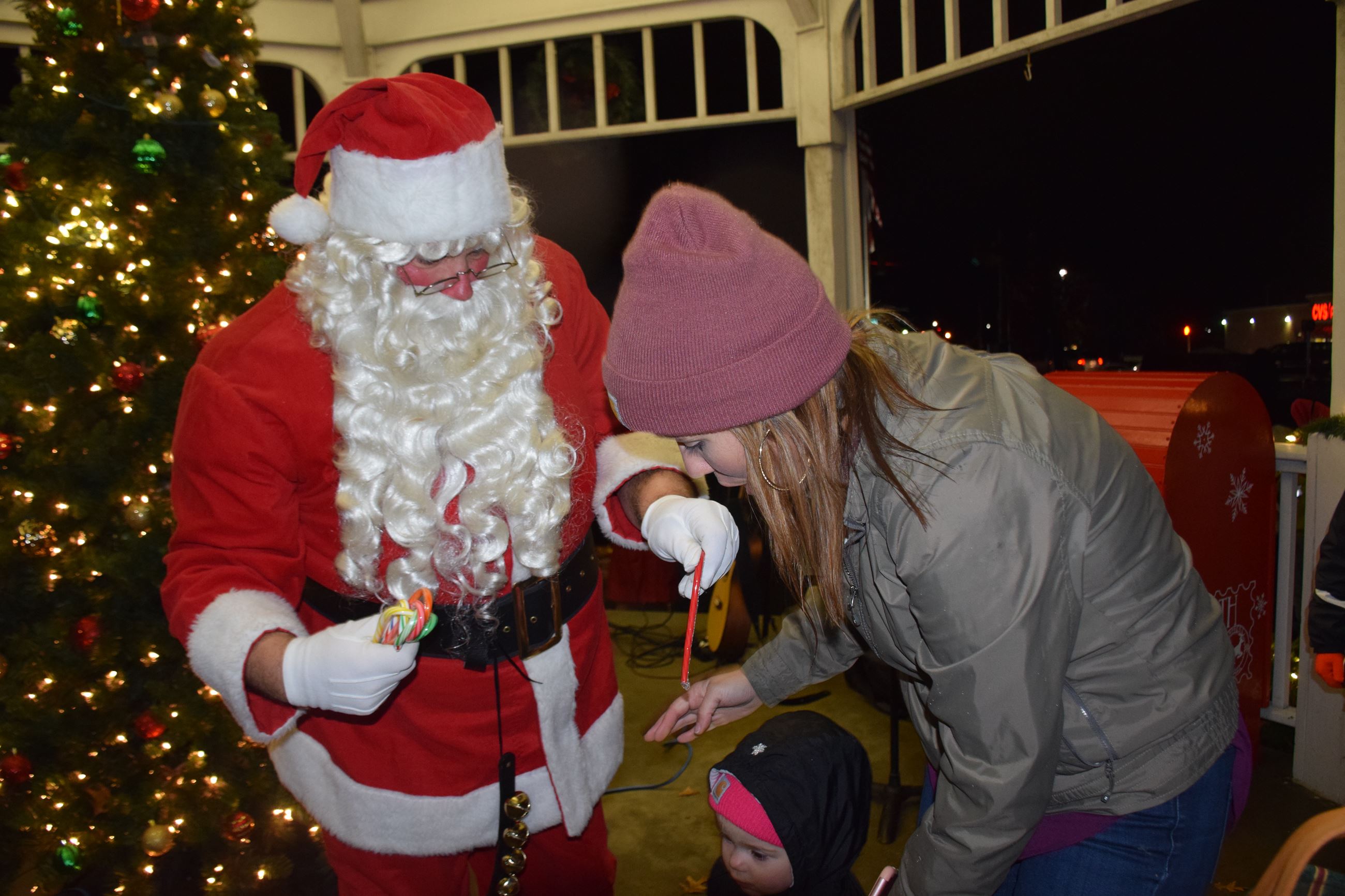 Circle Tree Lighting 2018