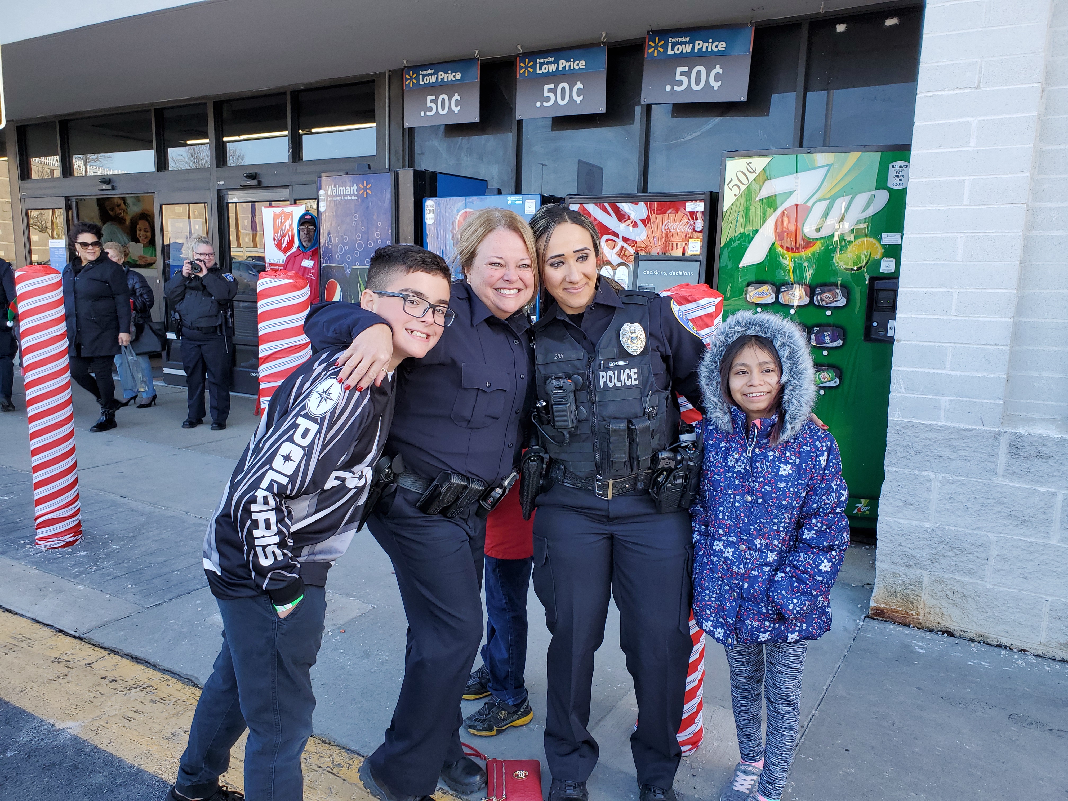 shop with a cop, christmas with a cop, walmart