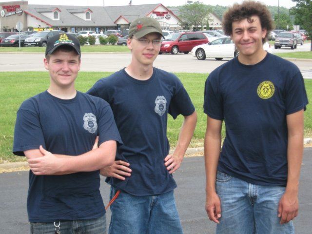 Young Volunteers Prepare for Riders